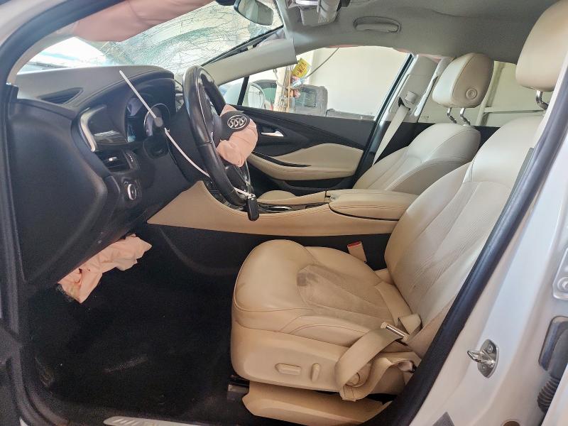 Photo 7 from auction – 2020 BUICK ENVISION with VIN LRBFXASA5LD208064