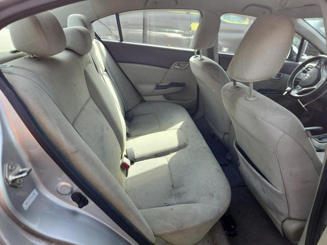 Photo 10 from auction – 2012 HONDA CIVIC LX with VIN 2HGFB2F57CH331808