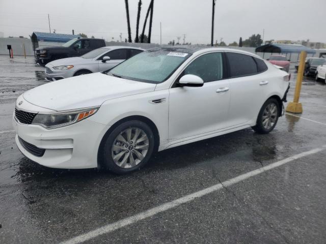 KIA OPTIMA EX 2016 with VIN 5XXGU4L37GG001896 - Photo from auction