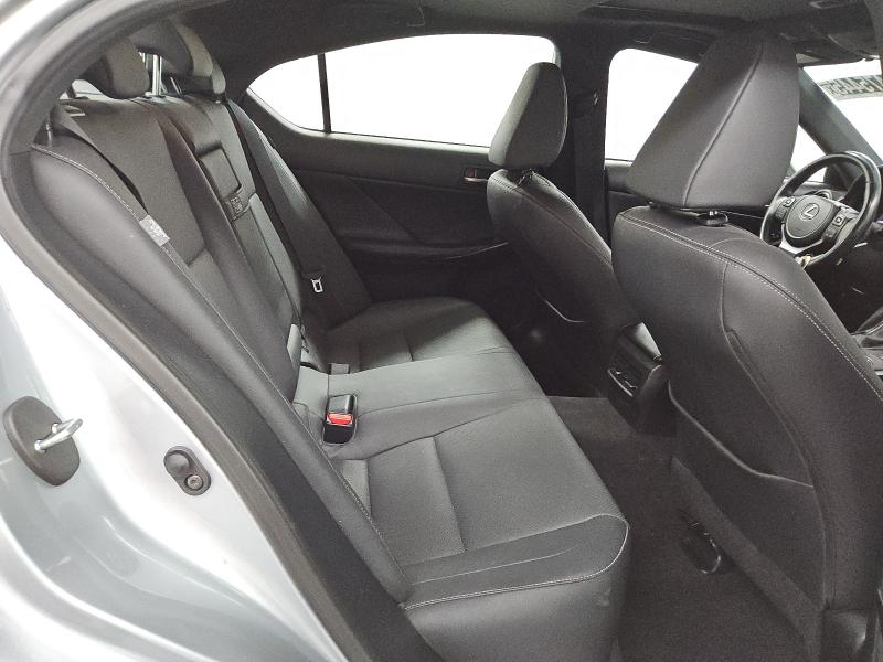 Photo 10 from auction – 2023 LEXUS IS 300 with VIN JTHCA1D23P5125534