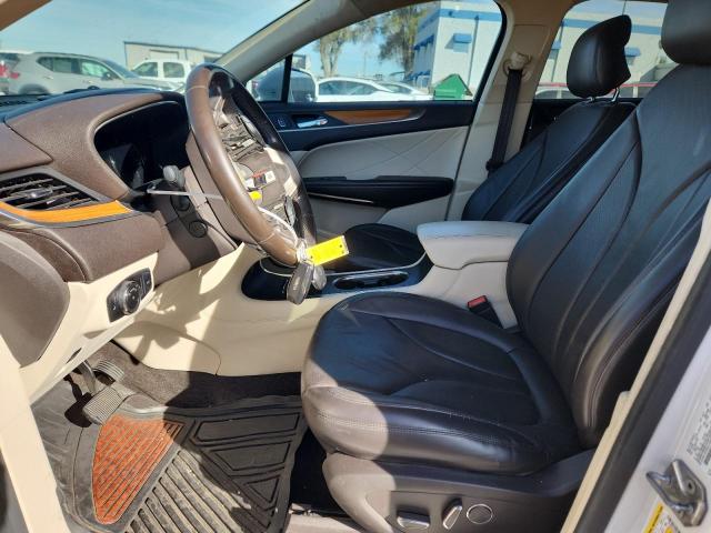 Photo 7 from auction – 2016 LINCOLN MKC RESERV with VIN 5LMCJ3C90GUJ07874