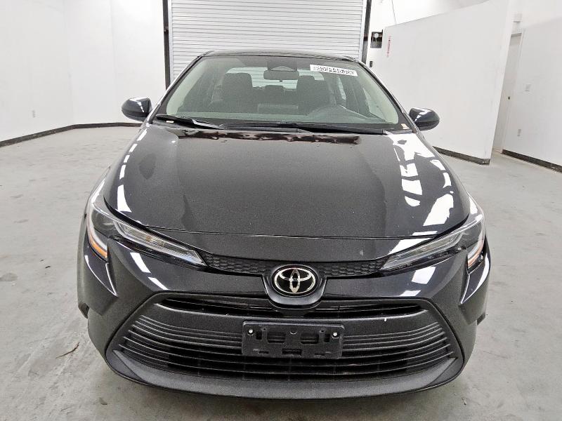 Photo 5 from auction – 2023 TOYOTA COROLLA LE with VIN 5YFB4MDE5PP013577