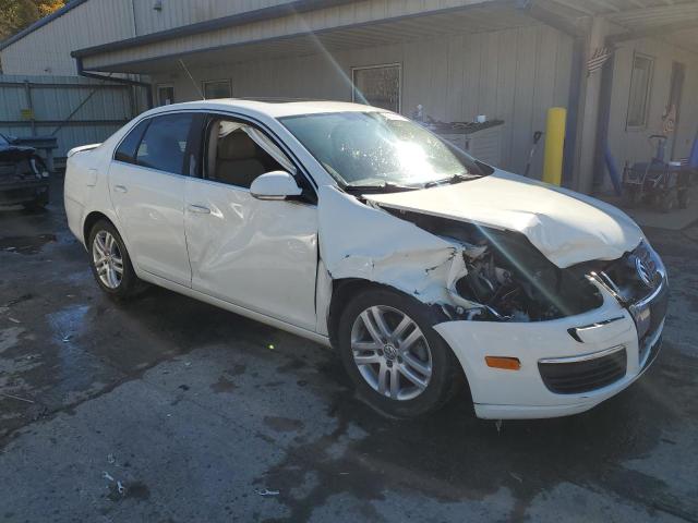 Photo 4 from auction – 2007 VOLKSWAGEN JETTA WOLF with VIN 3VWEG71K57M193227