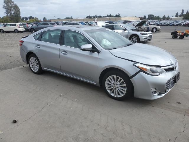 Photo 4 from auction – 2015 TOYOTA AVALON HYB with VIN 4T1BD1EB2FU036928