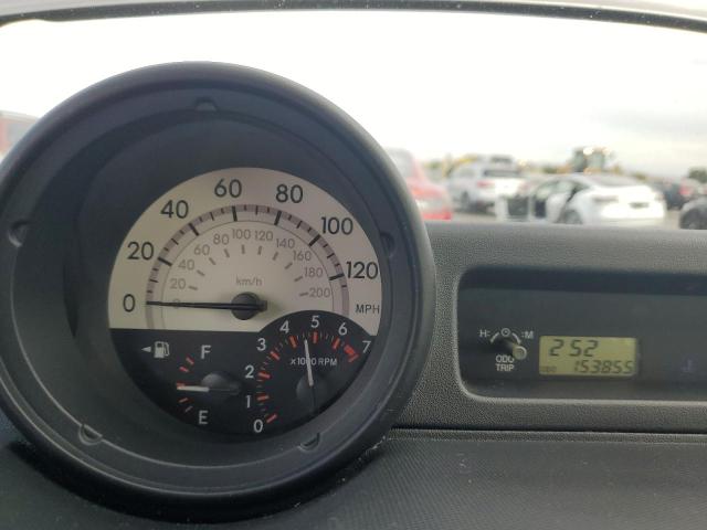 Photo 9 from auction – 2005 TOYOTA SCION XB with VIN JTLKT334554005229