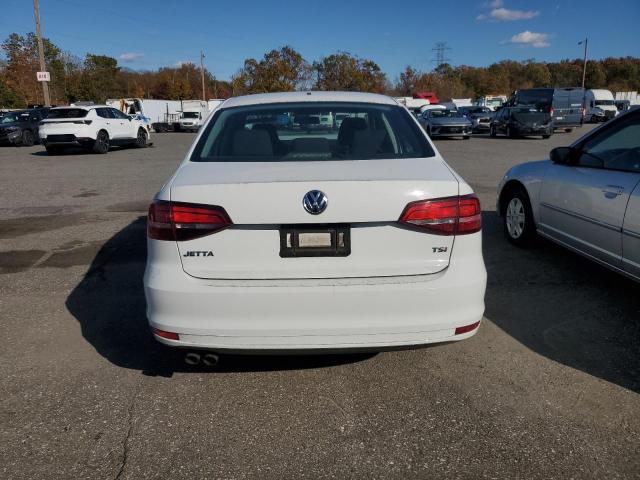 Photo 6 from auction – 2017 VOLKSWAGEN JETTA S with VIN 3VW2B7AJ0HM369563