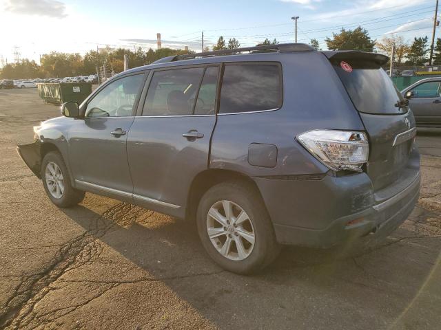 Photo 2 from auction – 2012 TOYOTA HIGHLANDER with VIN 5TDBK3EH7CS132161