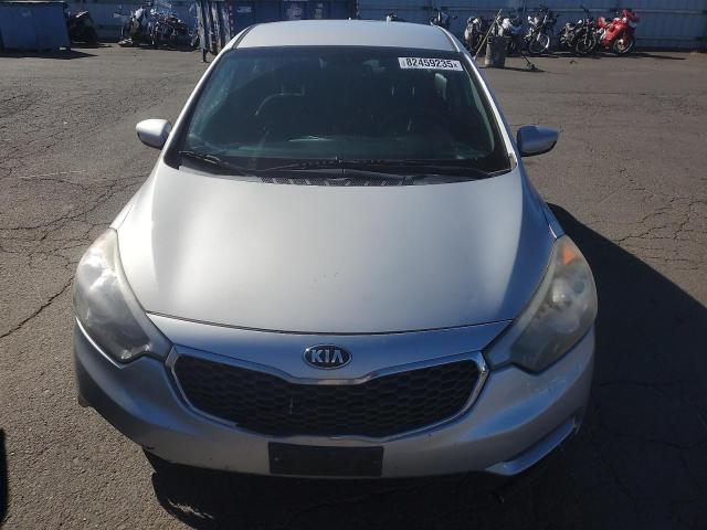 Photo 5 from auction – 2016 KIA FORTE LX with VIN KNAFK4A63G5618454