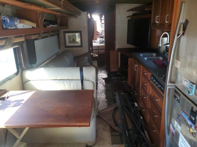 Photo 6 from auction – 2015 FREIGHTLINER CHASSIS XC with VIN 4UZACJDT0FCGS6143