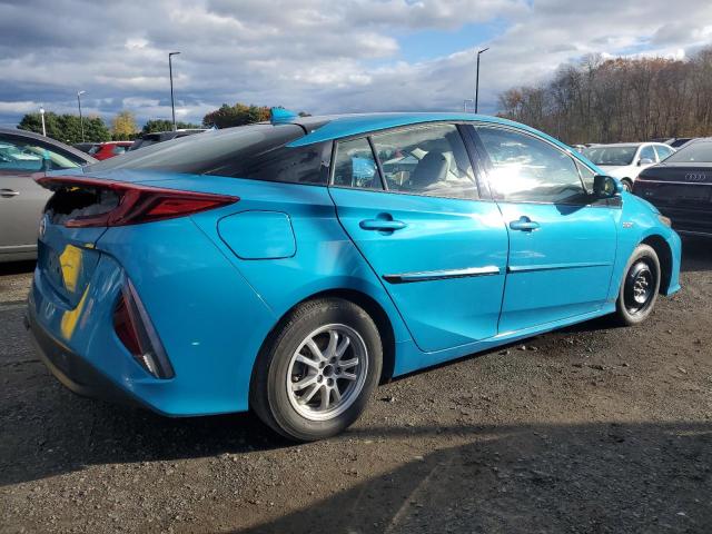 Photo 3 from auction – 2017 TOYOTA PRIUS PRIM with VIN JTDKARFP4H3041482