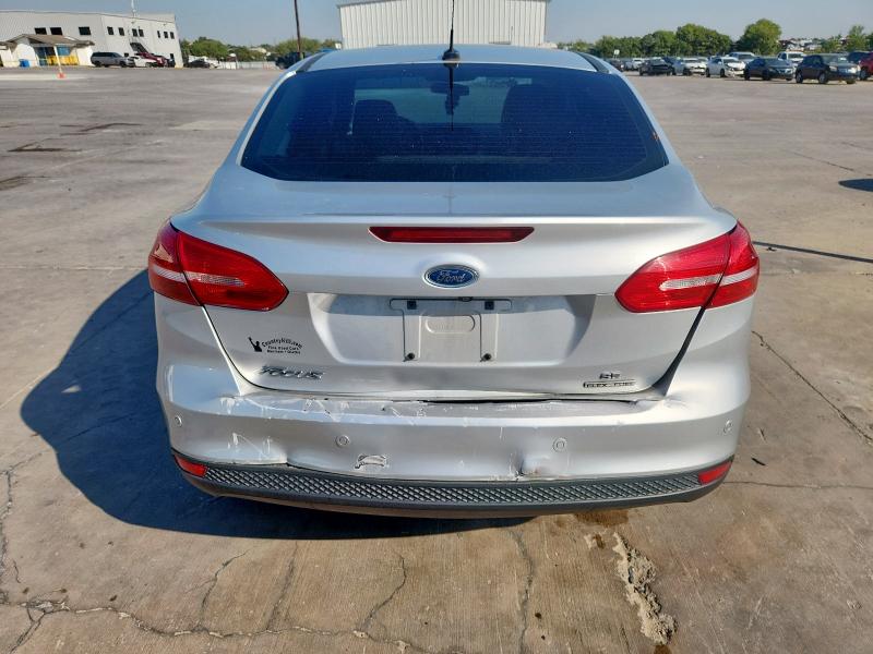 Photo 6 from auction – 2016 FORD FOCUS SE with VIN 1FADP3F20GL289029