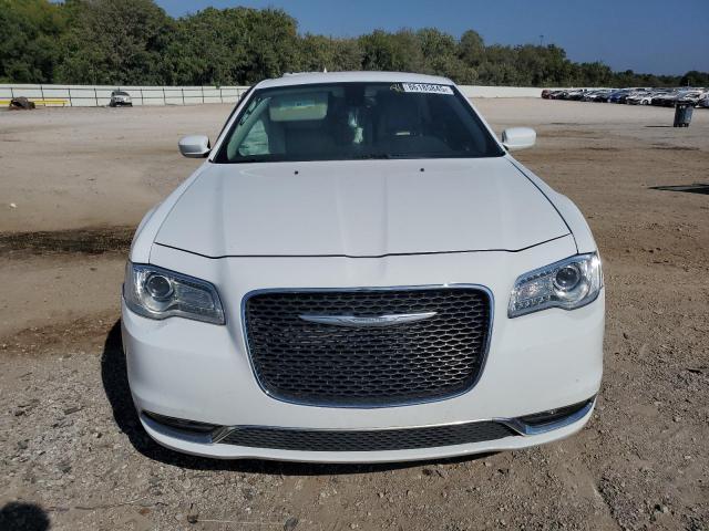 Photo 5 from auction – 2015 CHRYSLER 300 LIMITE with VIN 2C3CCAAG1FH792528