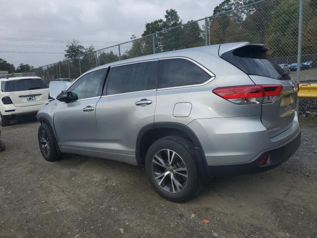 Zdjęcie 2 z aukcji – 2017 TOYOTA HIGHLANDER z VIN 5TDBZRFH9HS462100