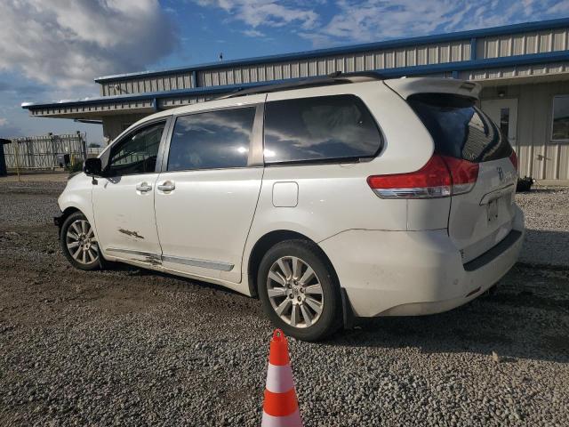 Photo 2 from auction – 2014 TOYOTA SIENNA XLE with VIN 5TDDK3DC4ES085866
