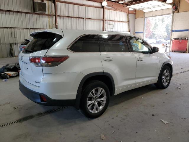Photo 3 from auction – 2016 TOYOTA HIGHLANDER with VIN 5TDBKRFH0GS345279