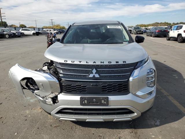 Photo 5 from auction – 2024 MITSUBISHI OUTLANDER with VIN JA4J4VA87RZ039455
