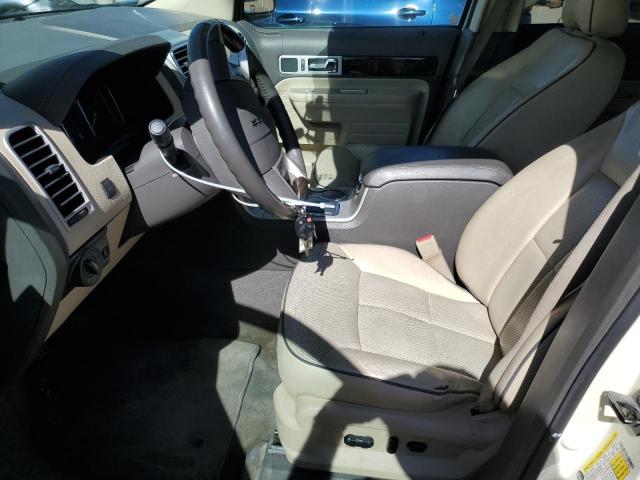 Photo 7 from auction – 2008 LINCOLN MKX with VIN 2LMDU88C28BJ14305