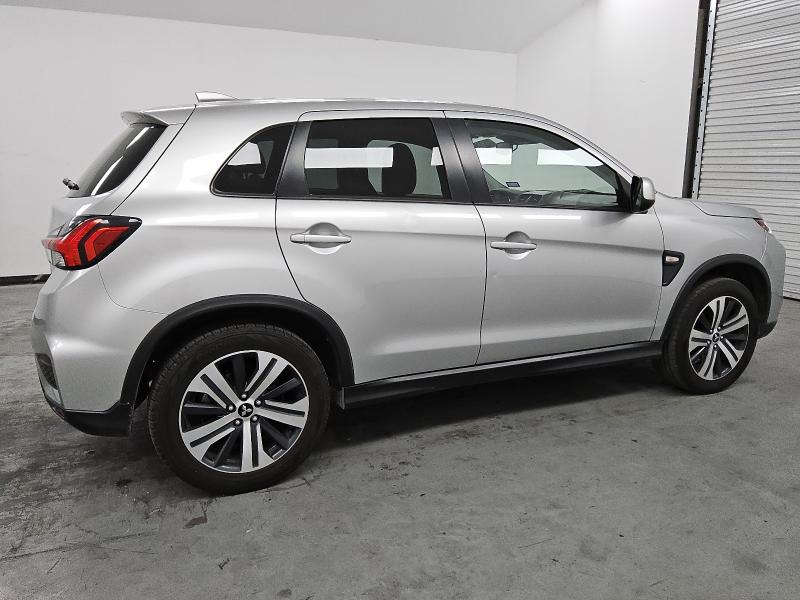 Photo 3 from auction – 2023 MITSUBISHI OUTLANDER with VIN JA4ARUAU7PU006698