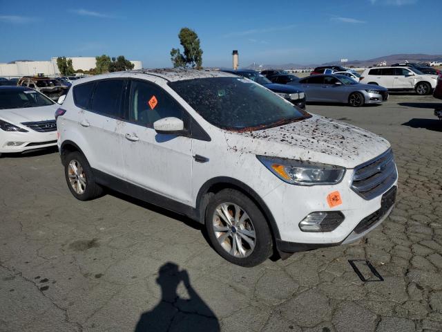 Photo 4 from auction – 2017 FORD ESCAPE SE with VIN 1FMCU0GD3HUA82459