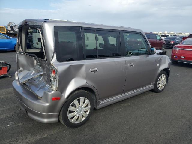 Photo 3 from auction – 2005 TOYOTA SCION XB with VIN JTLKT334554005229