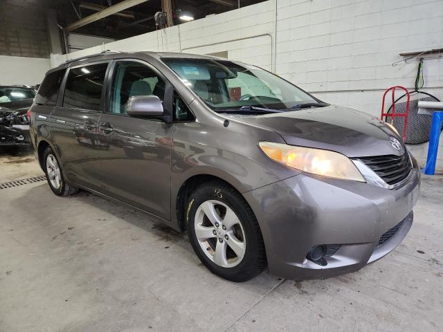 Photo 4 from auction – 2011 TOYOTA SIENNA LE with VIN 5TDKK3DC1BS011078