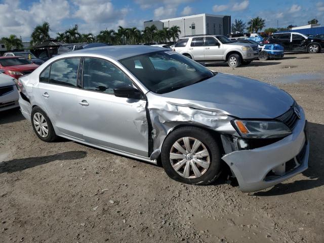 Photo 4 from auction – 2014 VOLKSWAGEN JETTA BASE with VIN 3VW2K7AJ3EM333779