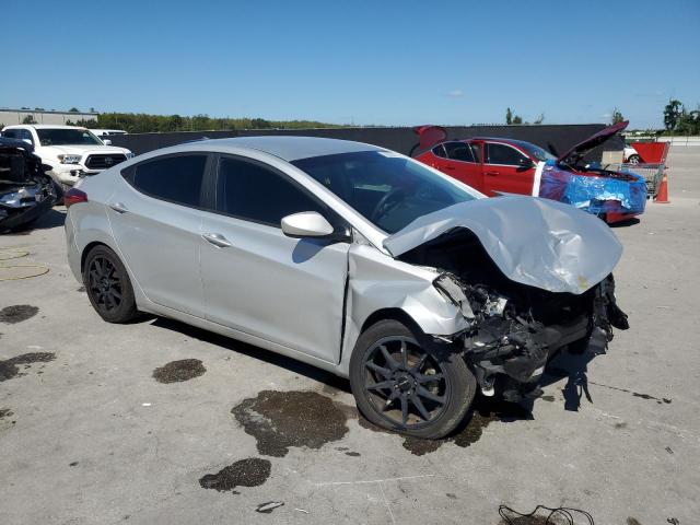 Photo 4 from auction – 2016 HYUNDAI ELANTRA with VIN 5NPDH4AE6GH773872