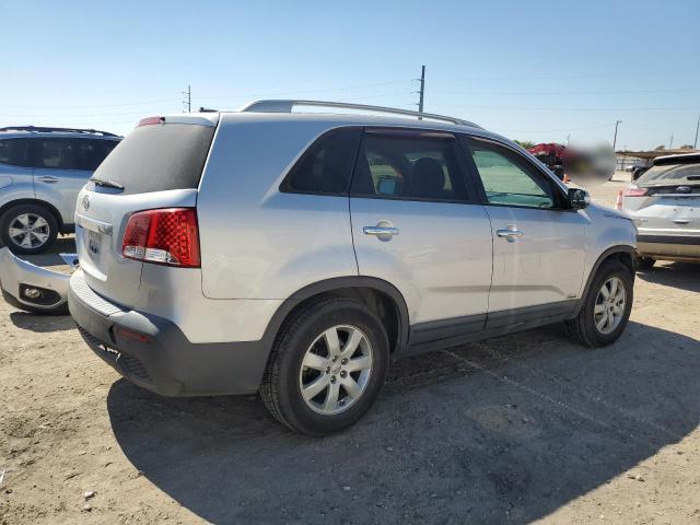 Zdjęcie 3 z aukcji – 2012 KIA SORENTO BASE z VIN 5XYKTDA60CG218156