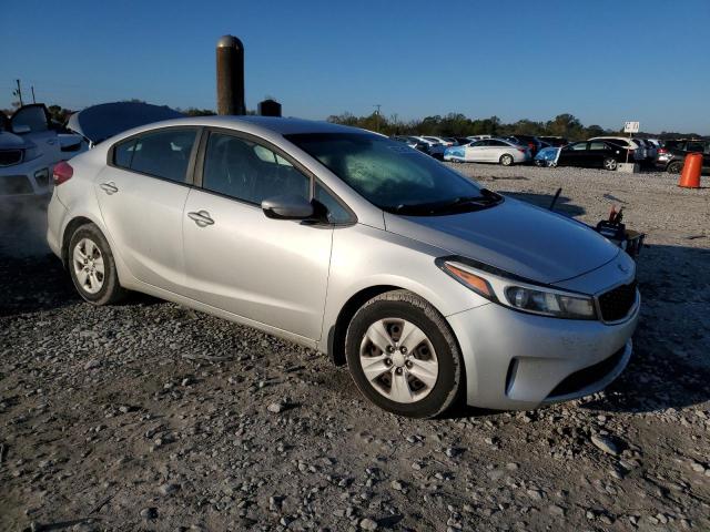 Photo 4 from auction – 2017 KIA FORTE with VIN 3KPFK4A73HE060798