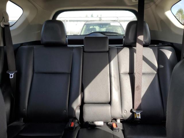 Photo 10 from auction – 2017 TOYOTA RAV4 LIMIT with VIN JTMDFREV7HJ170757