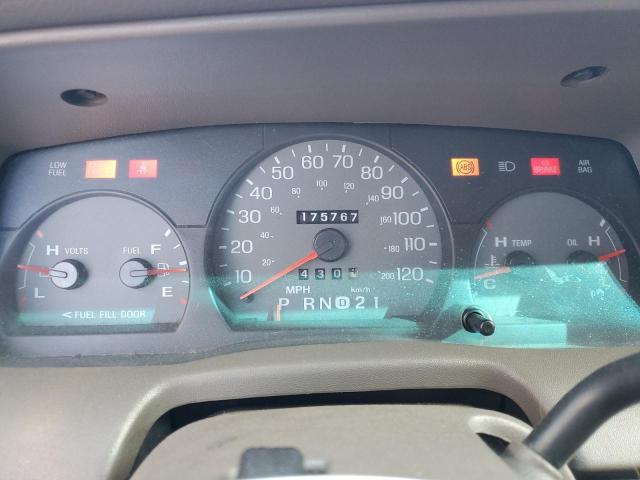 Photo 9 from auction – 2001 MERCURY GRAND MARQ with VIN 2MEFM74W91X607294