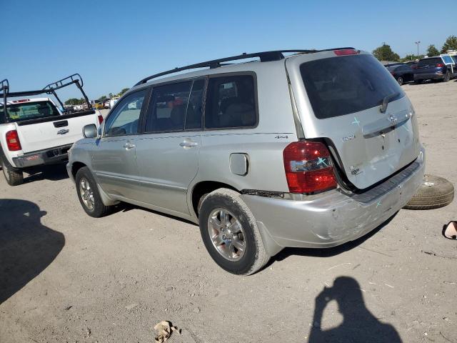 Photo 2 from auction – 2004 TOYOTA HIGHLANDER with VIN JTEEP21A440032388