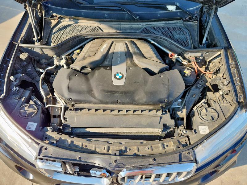 Photo 12 from auction – 2018 BMW X5 XDRIVE5 with VIN 5UXKR6C53J0U15306