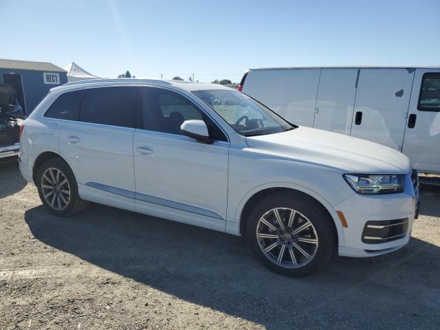Photo 4 from auction – 2018 AUDI Q7 PREMIUM with VIN WA1LAAF73JD013348