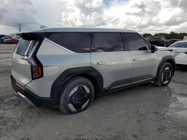 Photo 3 from auction – 2024 KIA EV9 LIGHT with VIN KNDAA5S29R6020898