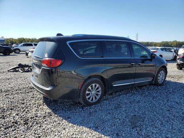 Photo 3 from auction – 2018 CHRYSLER PACIFICA T with VIN 2C4RC1BGXJR141986