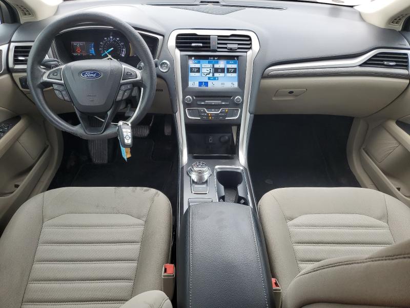 Photo 8 from auction – 2018 FORD FUSION SE with VIN 3FA6P0HD2JR136442