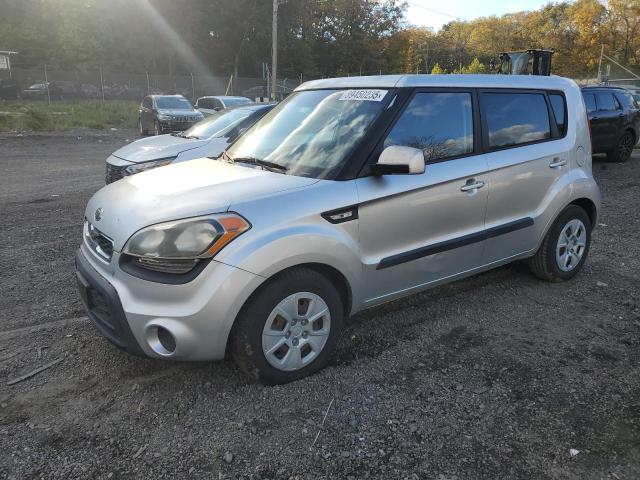 KIA SOUL 2012 with VIN KNDJT2A56C7472880 - Photo from auction