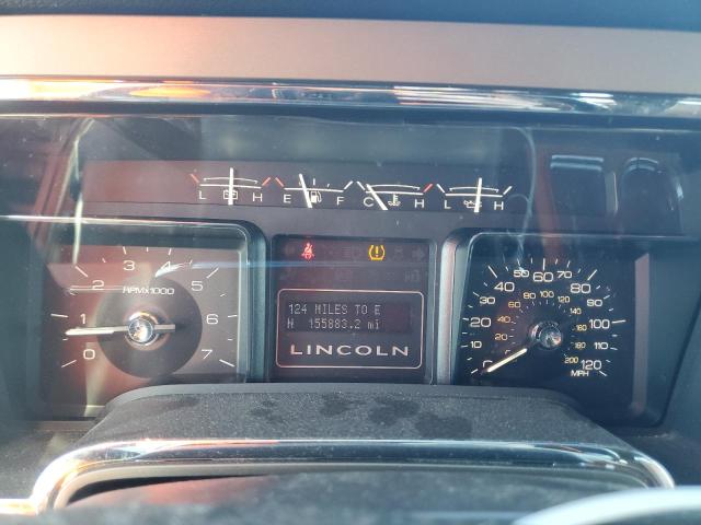 Photo 9 from auction – 2011 LINCOLN NAVIGATOR with VIN 5LMJJ2J55BEJ08197