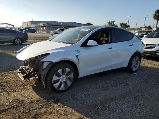 TESLA MODEL Y 2023 z numerem VIN 7SAYGDEE4PA027479 - Zdjęcie z aukcji