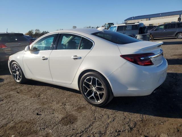 Photo 2 from auction – 2017 BUICK REGAL SPOR with VIN 2G4GL5EX9H9125584