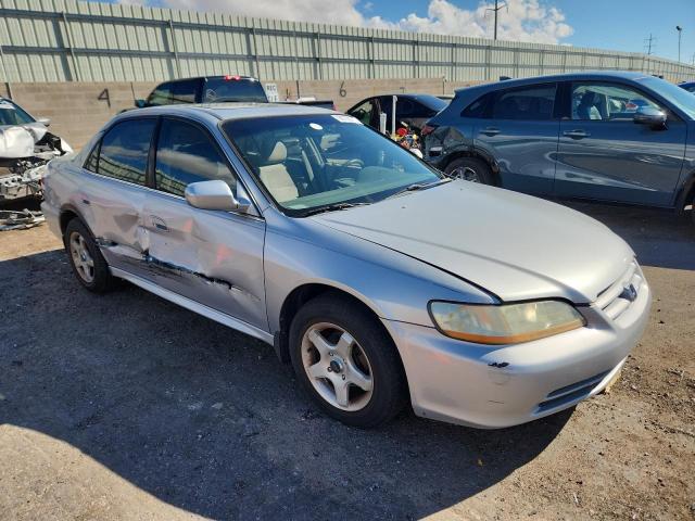 Photo 4 from auction – 2002 HONDA ACCORD with VIN 1HGCG566X2A027187