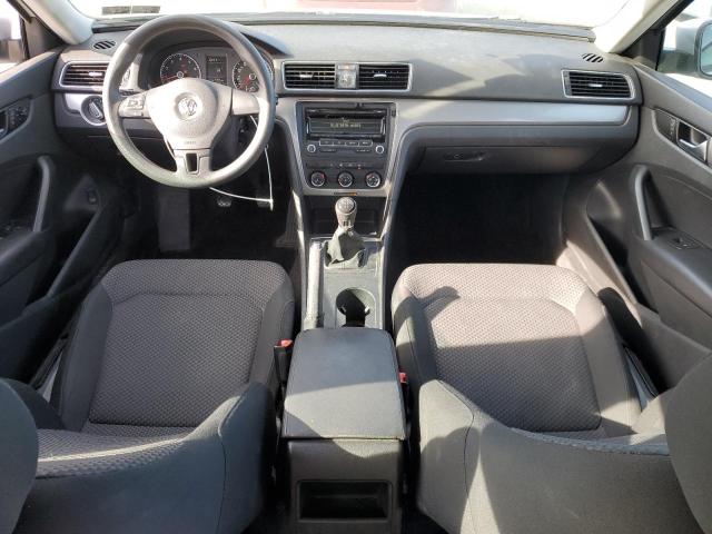 Photo 8 from auction – 2015 VOLKSWAGEN PASSAT S with VIN 1VWAT7A30FC041200