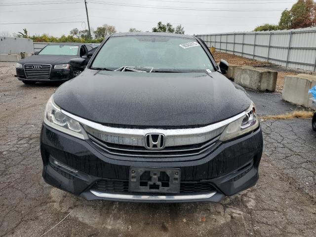 Photo 5 from auction – 2016 HONDA ACCORD with VIN 1HGCR3F81GA017686