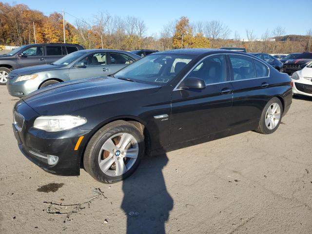 BMW 528 XI 2012 with VIN WBAXH5C59CDW11358 - Photo from auction