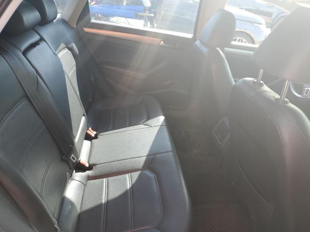 Photo 10 from auction – 2015 VOLKSWAGEN PASSAT SE with VIN 1VWBV7A31FC034710