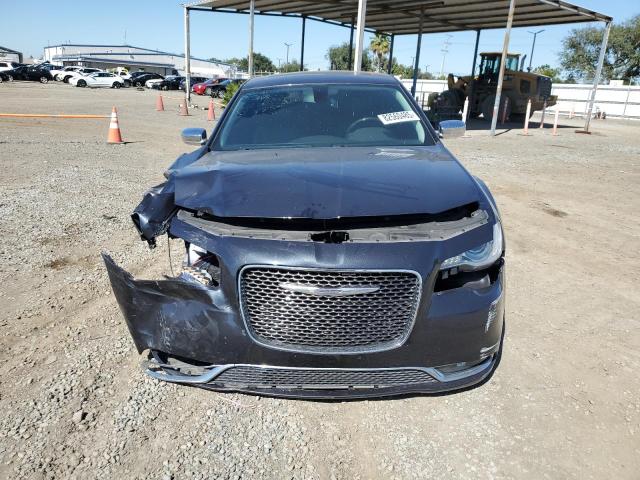 Photo 5 from auction – 2017 CHRYSLER 300C with VIN 2C3CCAEG5HH516690