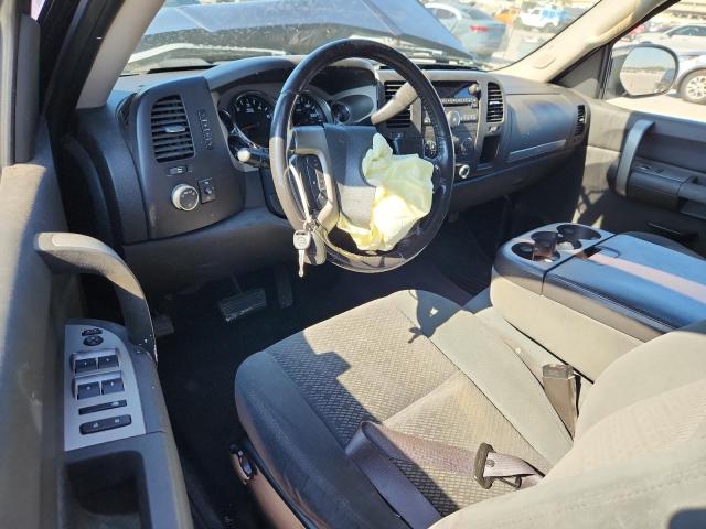 Photo 8 from auction – 2007 CHEVROLET SILVERADO C1500 with VIN 2GCEC19J071733324