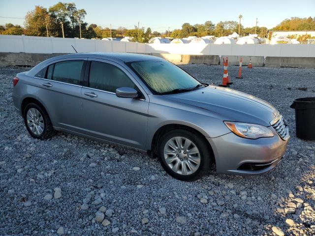 Photo 4 from auction – 2014 CHRYSLER 200 LX with VIN 1C3CCBAB2EN123555