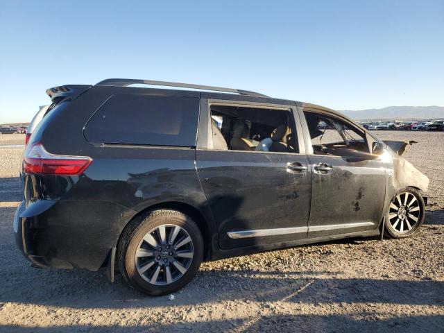 Photo 3 from auction – 2018 TOYOTA SIENNA LE with VIN 5TDJZ3DC5JS197035
